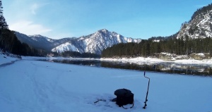 Зимняя рыбалка на Алтае