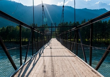 мост в селе Элекмонар