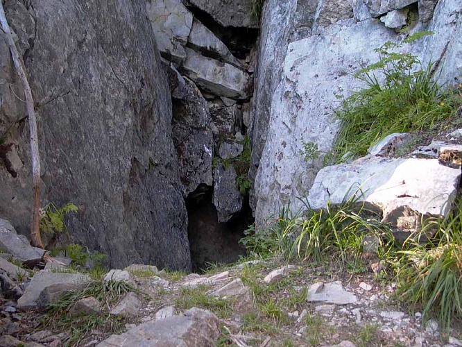 Каракокшинская пещера